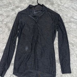 Under Armour half zip SMALL